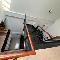 Chính Chủ Cho Thuê Nhà Mới - Nguyên Căn 3 Tầng - 87M2 - 3 Phòng Ngủ- 0866111189