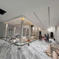 Cho Thuê Nhà Mặt Phố An Dương Vương, 170 Triệu, 300M2, Hàng Hiếm Tại Quận 5, Hcm