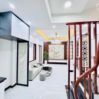 NHÀ ĐẸP MỸ ĐÌNH PHÂN LÔ ÔTÔ TRÁNH