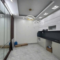 Siêu Phẩm Hoàng Ngân, Nhà Đẹp, Thoáng, Cách Ôtô Đỗ 20M, Ngõ Thẳng, 40M* 5T* Giá Bán 9Tỷ, Ở Vip.