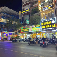Vị Trí Siêu Víp __ Bán Nhà Mặt Tiền Đường Nguyễn Gia Trí Dt: 4.1 X 20M 3 Lầu Hđ Thuê 70 Triệu