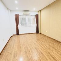 Bán nhà đường Láng thiết kế đẹp dân xây  2 thoáng ,sổ nở hậu  an sinh tốt 33m 5 tầng giá 7.5 tỷ .