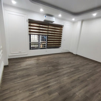 Cho Thuê Nhà 6 Tầng, Nhà Mới, Có Thang Máy, Diện Tích 42M2, Ngõ Cách Mặt Đường Kim Giang 20M