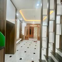 Nhà đẹp 5 tầng Phố Lụa – 40m² – 4 ngủ – Giá SIÊU HỜI