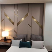 Cần Bán Rất Gấp Căn Hộ 2 Phòng Ngủgolden Park 88M2 Ban Công Đn View Công Viên Cầu Giấy Full Đồ