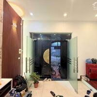  Nguyễn Khuyến 45m², 5 tầng, 5 ngủ – Giá chỉ nhỉnh 7 đồng