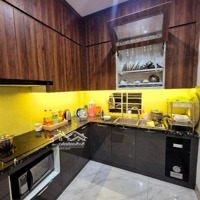 Bán Nhà Hàm Nghi, Rất Hiếm Nhà Bán, 40M2, Dân Xây, Ngõ Thông Tứ Tung. Gần Ô Tô, Giá Chỉ 8.8 Tỷ.