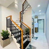 Chính Chủ Bán Nhà Mtđ Vĩnh Hội P4 Quận 4 Giá Bán 3Tỷ590/58,5M2(4,5X13M) Nhà 2 Lầu, Có Sổ, Pháp Lý Chuẩn
