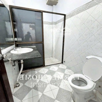 Chính Chủ Cho Thuê Chdv 2 Phòng Ngủ+ Ban Công 75M2 Full Nội Thất Cao Cấp. Giảm Sâu 2 Triệu/Tháng