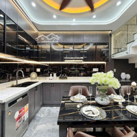 Bán Căn Siêu Phẩm Nhà Phố Full Nội Thất _Hẻm 8M_63M²_ Chỉ 9.X Tỷ
