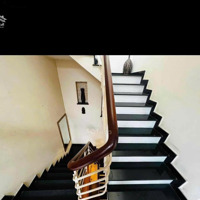 Chính Chủ Bán Nhà Hẻm Ô Tô 133M2 Khu Vực Sầm Uất, Cực Nhiều Tiện Ích Và Giao Thông Thuận Lợi.