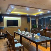 Cho Thuê "Cực Phẩm" Hào Nam Trung Tâm Đống Đa 2 Tầng Thông Sàn Giá Cực Hời.hợp Mọi Mô Hình.