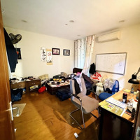 Bán Căn Hộ 136M2 Tại 170 Đê La Thành, Đống Đa, Hà Nội, 10,9 Tỷ, View Đẹp, Chính Chủ