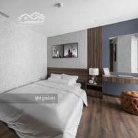 Cần Bán Gấp Căn Penhouse Cộng Hòa Plaza,Diện Tích590M2, 12 Phòng Ngủ 8 Vệ Sinh Có Nt Giá Bán 28 Tỷ Tl. Liên Hệ: 0906642329