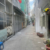 (5,5 Tỷ Tl) Nhà 2 Lầu Cmt8, 4M X 10M..!