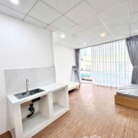 Thuê Ngay 1 Phòng 40M2 Full Nội Thất Gần Ngay Ngã Tư Hàng Xanh Tại Ung Văn Khiêm, Quận Bình Thạnh