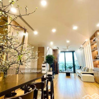 Cần Bán Căn Hộ 142M2, 4 Phòng Ngủ View Đẹp, Full Đồ Đẹp, Chung Cư Ct8 - The Emerald. Giá Bán 9.9 Tỷ