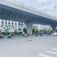 Bán Nhà Riêng Tại Đê La Thành, 10,8 Tỷ, 50 M2, 5 Phòng Ngủ 4 Vệ Sinh Pháp Lý Đầy Đủ, Giá Tốt