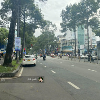 Khuôn Đất - Trần Hưng Đạo Quận 1-Diện Tích( 15 X50 ) - Công Nhận 703 M2 - Cấp 4 - Giá Bán 210 Tỷ