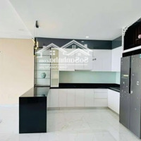 Hot Nhất Căn 3 Phòng Ngủ 2 Vệ Sinhfull Nội Thất 114M2 Trực Diện Sông Giá Chỉ 17.5 Triệu/Tháng Liên Hệ: 0981 79 491 Huyền