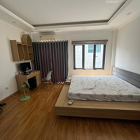 Bán Nhà Đẹp Dân Xây 5 Tầng Ngõ 560 Nguyễn Văn Cừ, Gia Thuỵ. 38M2 Full Nội Thất, 6,6 Tỷ 0943827333