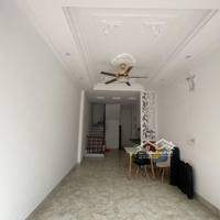 Người Thân Nhờ Bán Phố Việt Hưng, Chưa Qua Đầu Tư, 38M2, Mặt Ngõ 5Tầng, Kinh Doanh Nhỏ Được, 5.85Tỷ