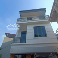 Chính Chủ Cần Ban Nhà Đẹp 3 Tầng Tại Song Phương - Hoài Đức, Giá Chỉ 5 Tỷ!