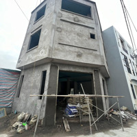 Bán Nhà 3 Tầng Ô Góc Ngõ 33 Cao Xanh. Diện Tích: 54M2 Oto Đỗ Cửa !