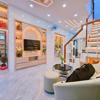 Nhà Đẹp Hẻm Đ.nguyễn Trãi Q1.47,3M2/3Tỷ600. Hẻm Ô Tô Shr Chính Chủ. Nhà Có Hđ Thuê 8 Triệu/Tháng
