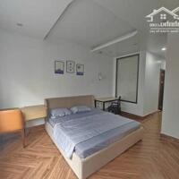 Cho thuê căn hộ cao cấp 2 p.ngủ (80m2) Waterfront City.