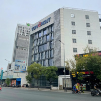 Siêu Phẩm Mặt Tiền Sân Bay Nhà 4 Tầng Ốp Kính, Thuê 50 Triệu/Tháng, Giá Chỉ 24.9 Tỷ
