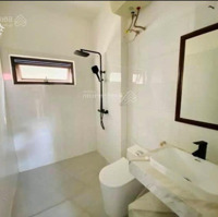 Cho Thuê Nhà 2 Mặt Thoáng, 7 Phòng Ngủ, Tây Hồ
