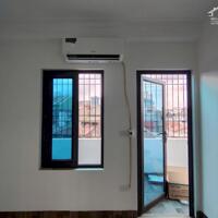Cho thuê nhà 6 tầng,nhà mới ,có thang máy, diện tích 42m2,ngõ cách mặt đường Kim Giang 20m