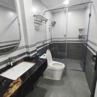 Cho thuê nhà 6 tầng,nhà mới ,có thang máy, diện tích 42m2,ngõ cách mặt đường Kim Giang 20m