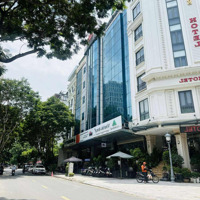 Tòa Nhà 8T-122M2-Nguyễn Khánh Toàn-Cầu Giấy-Đang Cho Thuê-Lô Góc-Vỉa Hè Rộng-View Công Viên-70 Tỷ.