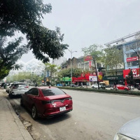 Siêu Phẩm 8 Tầng Thang Máy Mặt Phố Nguyễn Hoàng, Ô Tô Vào Nhà Trước Sau, Vỉa Hè Rộng, An Sinh Đỉnh.