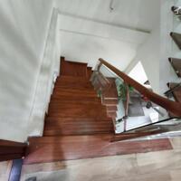 NHÀ PHỐ -  MẶT SAU Ô TÔ VÀO NHÀ – GẦN  HỒ ĐIỀU HOÀ - CÓ Ô CHỜ THANG MÁY- KHÔNG GIAN SỐNG LÝ TƯỞNG