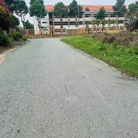 1,790 Tỷ/ Nền Đất Gần Ngay Trường Cấp 2 Vị Trí Trung Tâm Định Hoà, Đường 6M Xe Hơi Dân Cư Đông