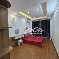 Cho Thuê Nhà Ngõ 279 Đội Cấn 65M2 X7T Thang Máy