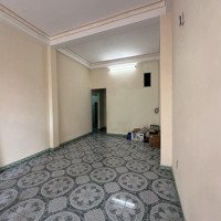 Nha Trang, Cho Thuê Nhà Mặt Tiền Khu Phố Tây, Ngang 7M