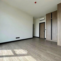 Cần Bán Căn Hộ 2Pn 2 Vệ Sinh84M2 De La Sol Capitaland Quận 4/ Giá Cực Tốt Chỉ 8Tỷ All In . Liên Hệ: 0944447165