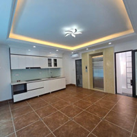 Hiếm!!! Trung Tâm Quận Cầu Giấy 6 Tầng Thang Máy, 70M Ra Mặt Phố Ô Tô Tránh.