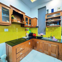Cạnh Nguyễn Công Trứ, Sát Biển Mỹ Khê - Bán Nhà 3 Tầng Mới, Căn Góc Thông Thoáng, Ô Tô Đỗ Cửa