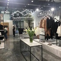 Cho Thuê Nhà Mặt Phố Trần Duy Hưng, Giá Thỏa Thuận, 200M2, Cầu Giấy, Hà Nội