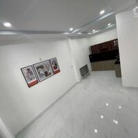 Bán Nhà phố trung tâm Nha Trang chỉ hơn 2ty