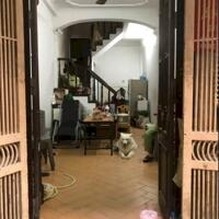 Cho thuê nhà ngõ Thống Nhất, Đại La 4 tầng x 32m2, 3PN, 3 vệ sinh, 10 Triệu/tháng
