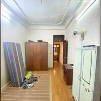 Cho thuê nhà ngõ Thống Nhất, Đại La 4 tầng x 32m2, 3PN, 3 vệ sinh, 10 Triệu/tháng