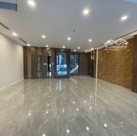 Cho Thuê Nhà Hoàng Quốc Việt Thông Sàn Thang Máy Ô Tô Vào Nhà, Đỗ Cửa 80M2 X 7 Tầng Giá Chỉ 35 Triệu