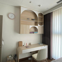 Bán Ch 3 Phòng Ngủview Công Viên Mas A Free Dịch Vụ Và Gửi Xe 3 Năm Full Đồ Sẵn Sổ Hỗ Trợ Vay