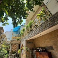 Hiếm - Biệt Thự Khu Vip - Chủ Gửi Bán Gấp! Ngang Tận 10,6M - 96M2 - 5 Tầng Huỳnh Tấn Phát Chỉ 14,2T